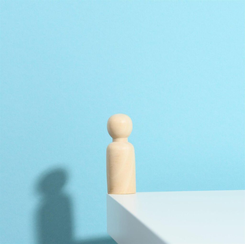 Einzelstehende Figur zur Illustration einer einzelnen Person